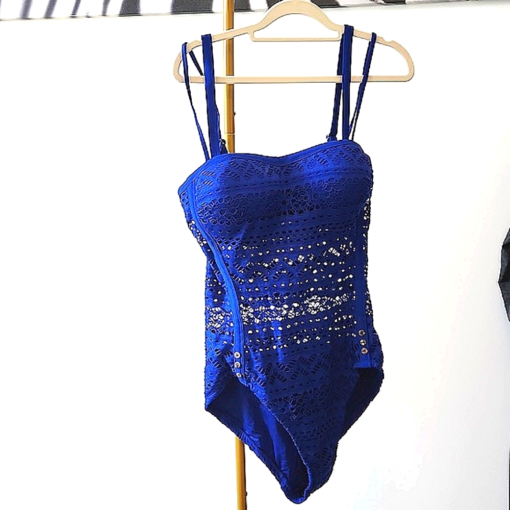 NWOT blue one piece swimsuit with netting in middle,  size 10
